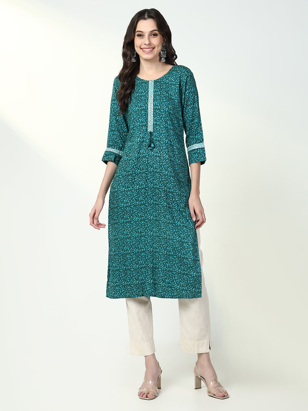 Women Green Graphic Straight Kurta