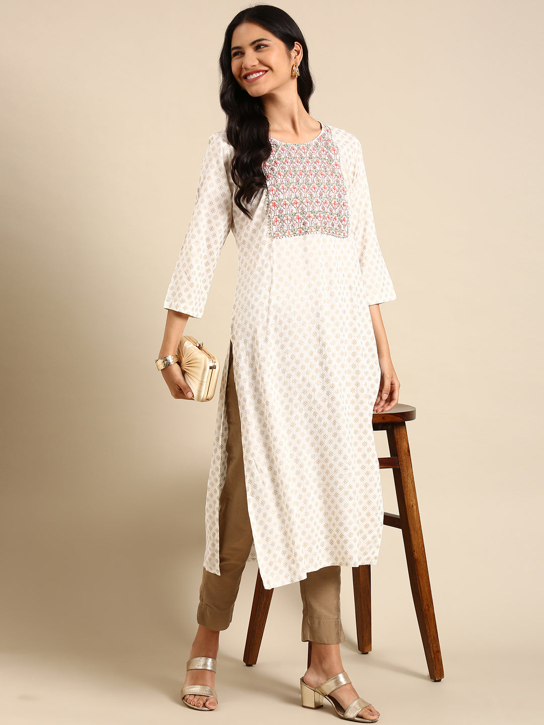 Women's Off White Printed Straight Kurta