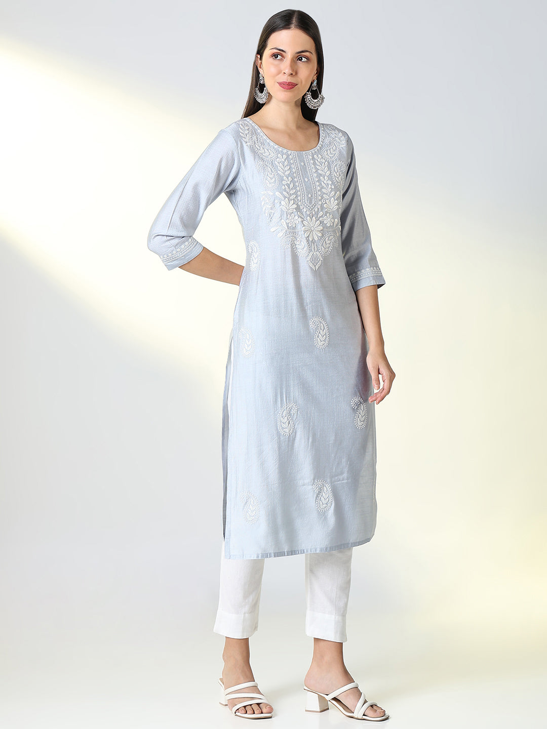 Women Grey Floral Straight Kurta