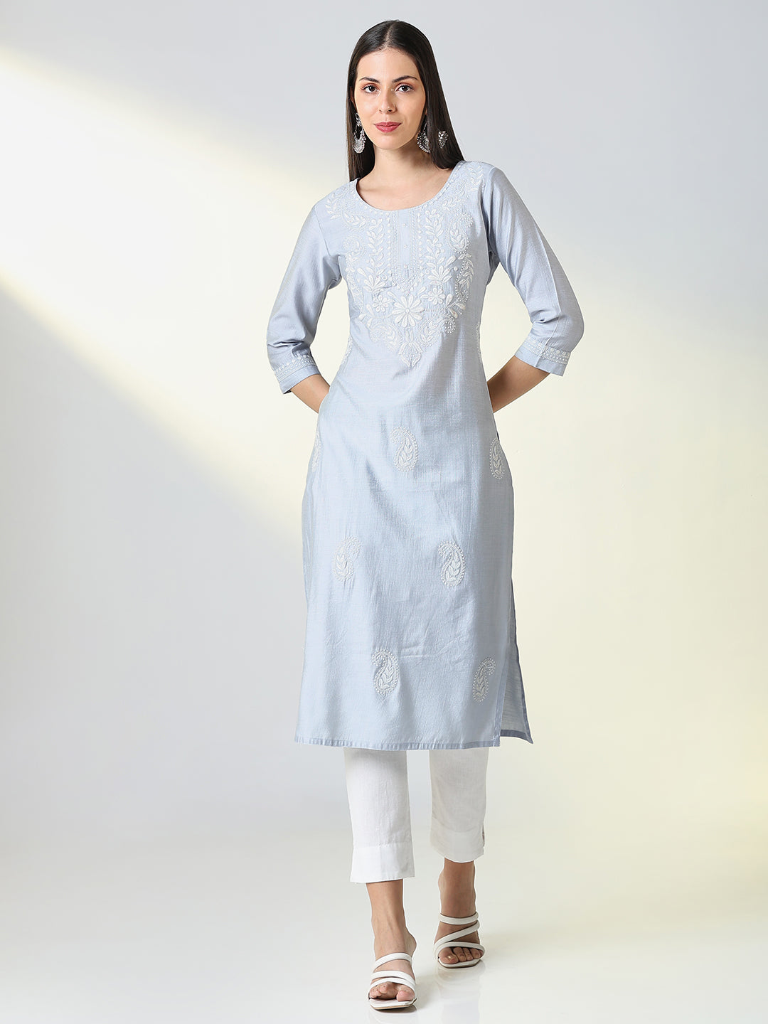 Women Grey Floral Straight Kurta