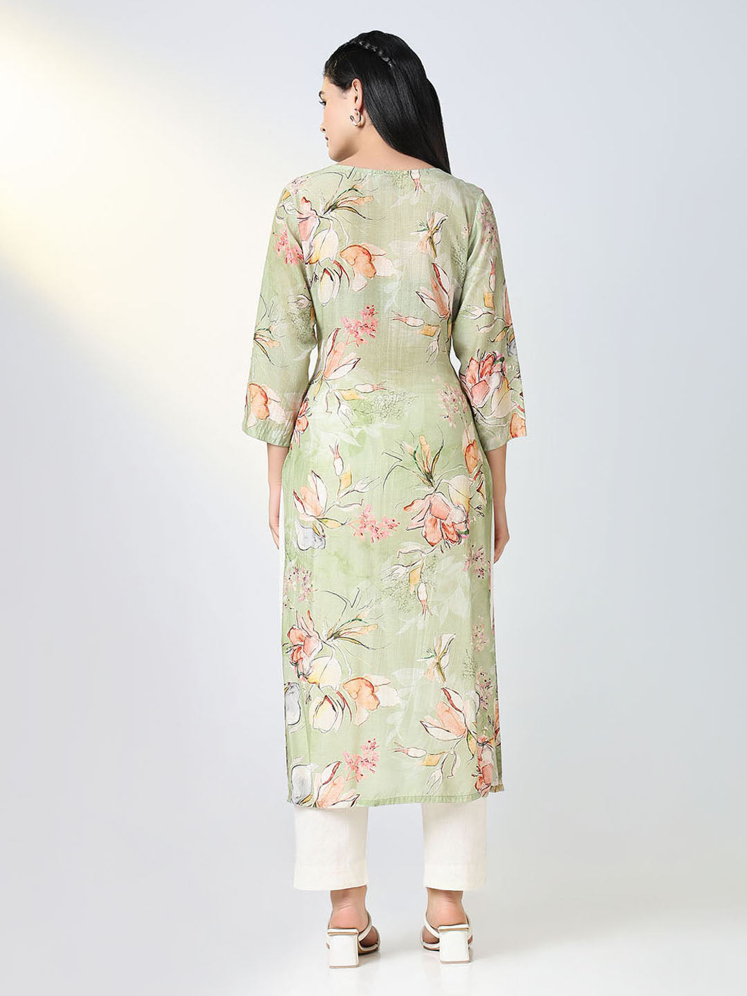 Women Green Floral Straight Kurta