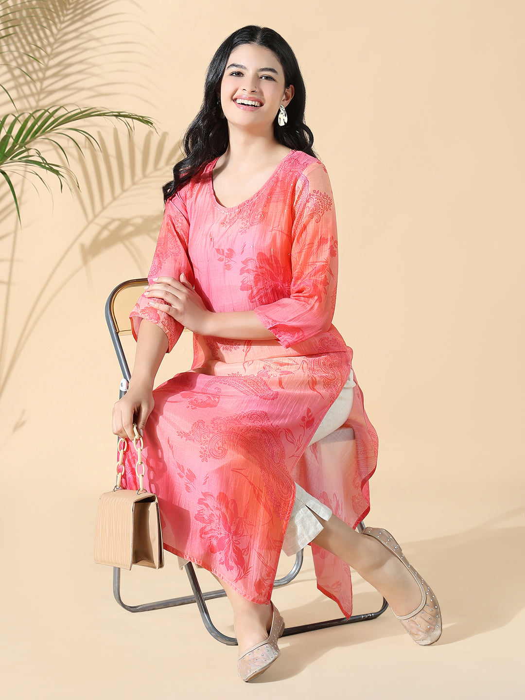 Women Pink Floral Cotton Straight Kurta