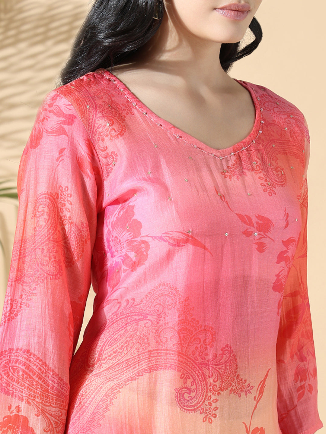 Women Pink Floral Cotton Straight Kurta