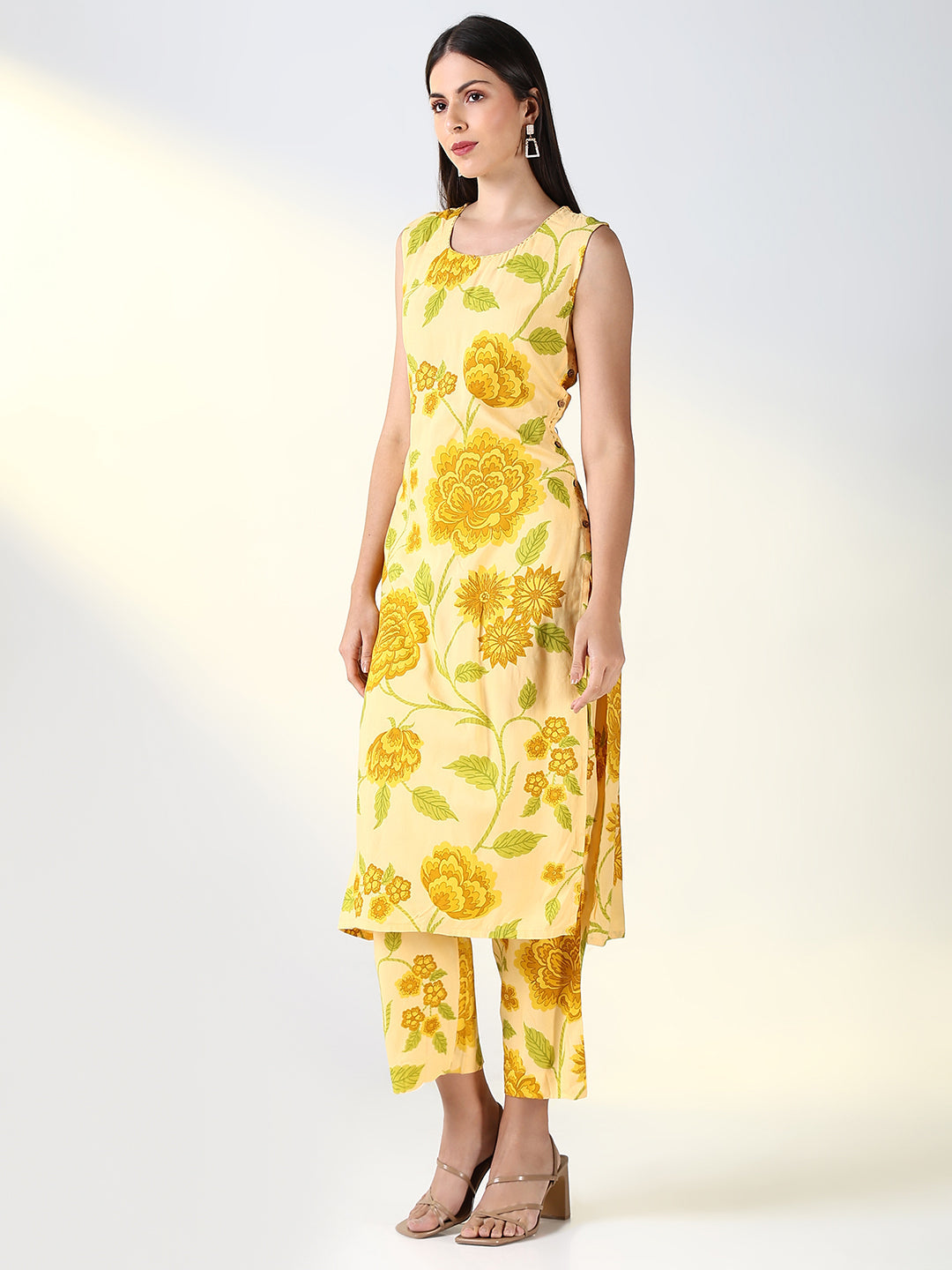 Women Yellow Floral Straight Kurta Set