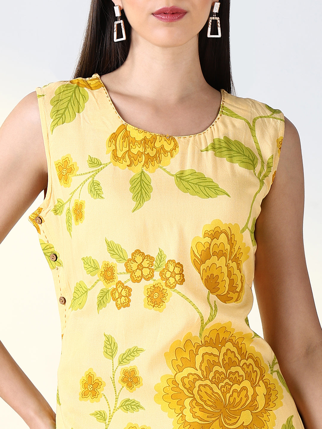 Women Yellow Floral Straight Kurta Set