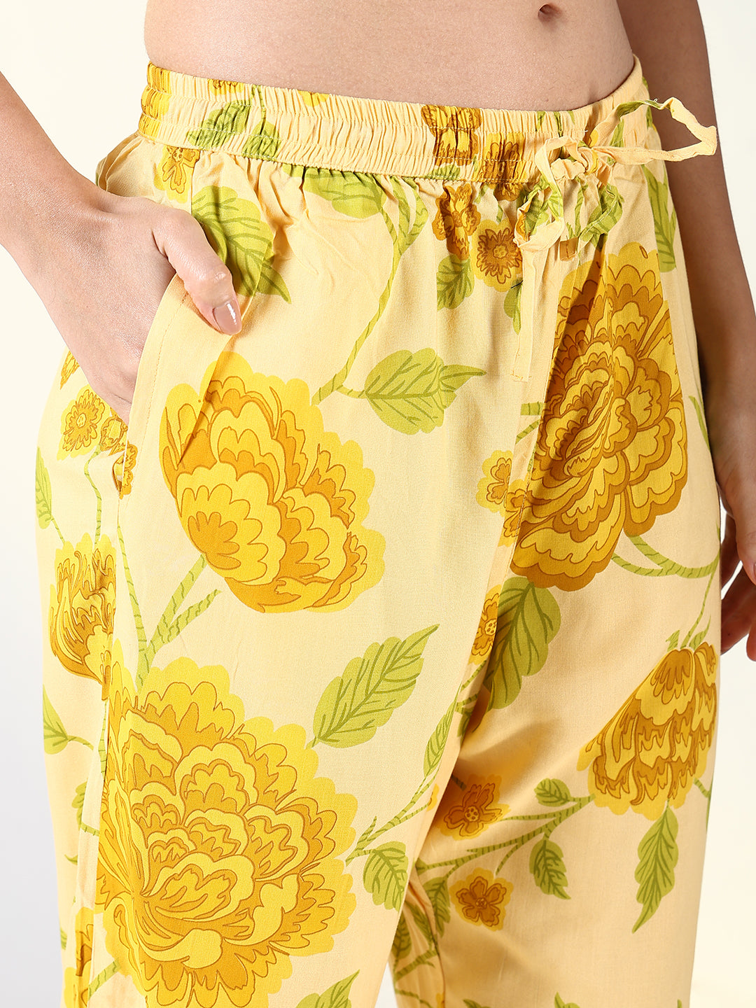 Women Yellow Floral Straight Kurta Set