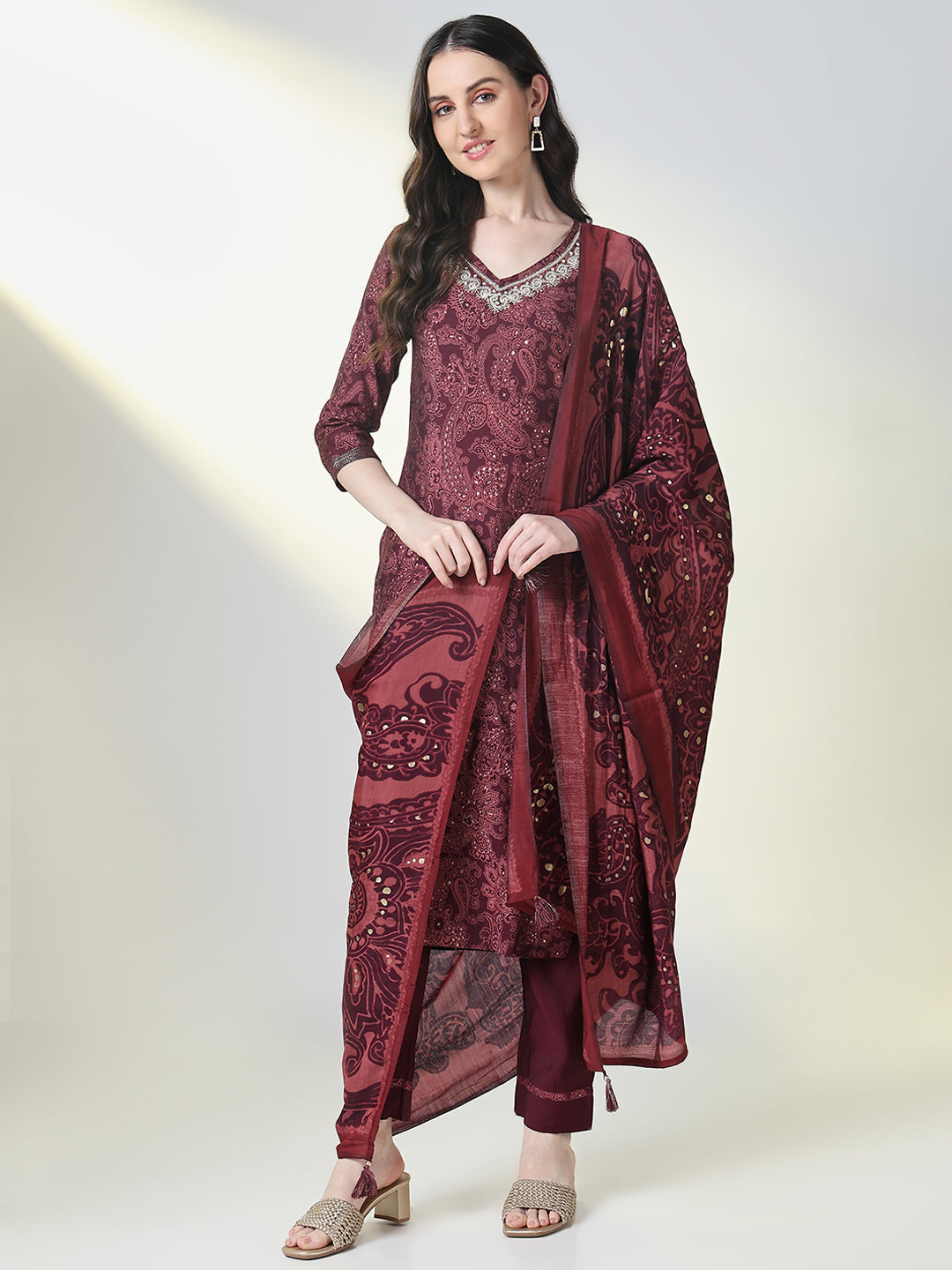 Women Maroon Paisley Straight Kurta Set with Dupatta