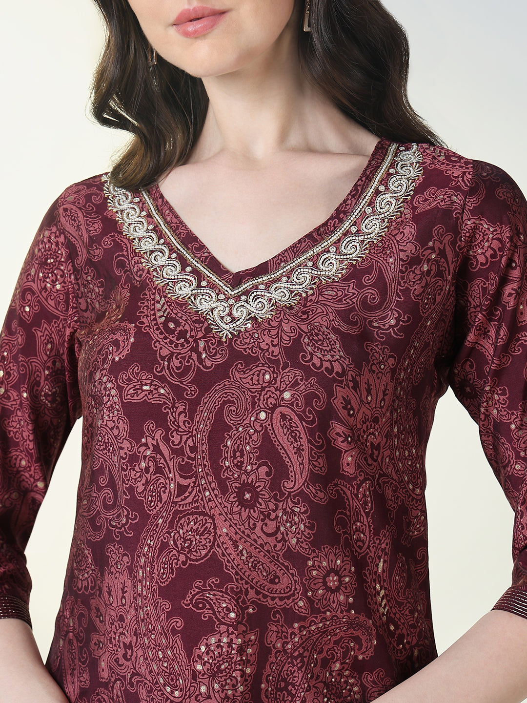 Women Maroon Paisley Straight Kurta Set with Dupatta