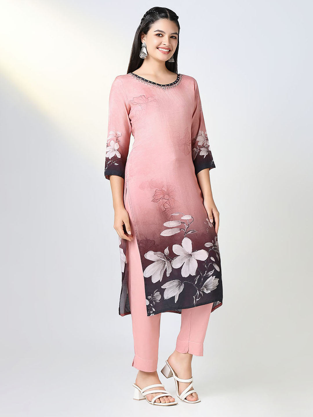 Women Pink Floral Straight Kurta Set with Dupatta