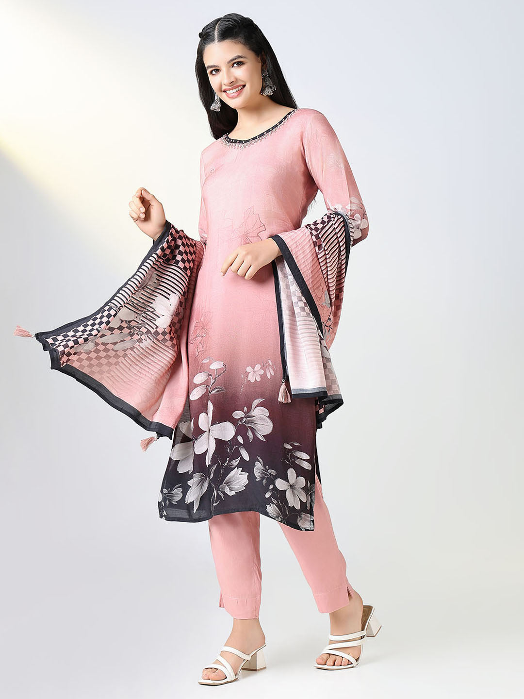 Women Pink Floral Straight Kurta Set with Dupatta