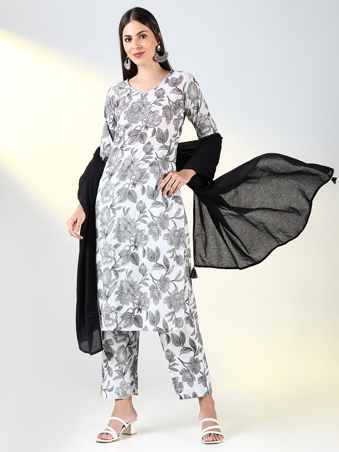 Women Grey Floral Straight Kurta Set with Dupatta