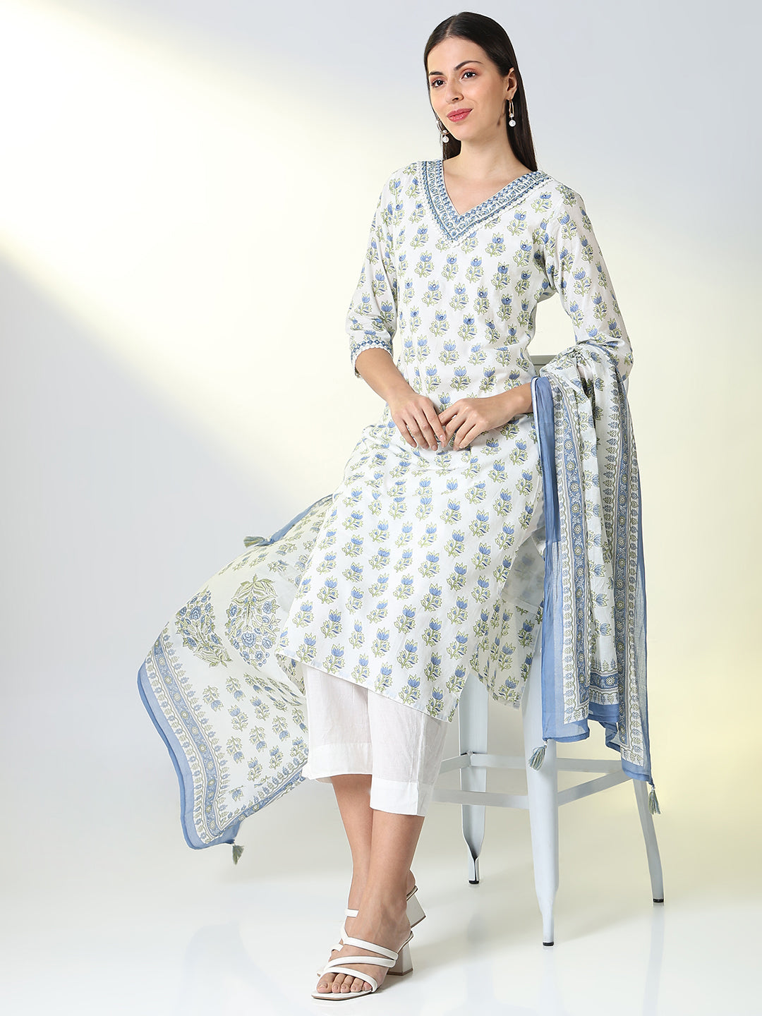 Women White Graphic Straight Kurta Set with Dupatta