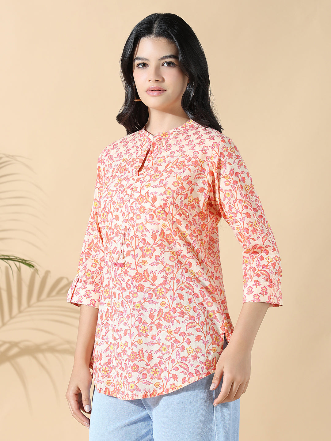 Women Mandarin Collar Floral Peach Straight Kurti