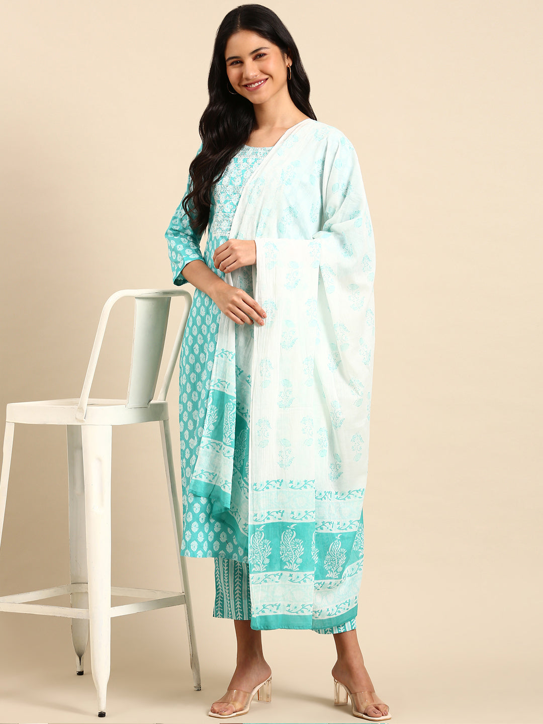 Women Graphic Blue Straight Kurta Set with Dupatta