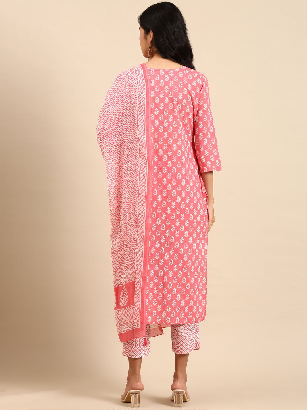 Women Graphic Pink Straight Kurta Set with Dupatta