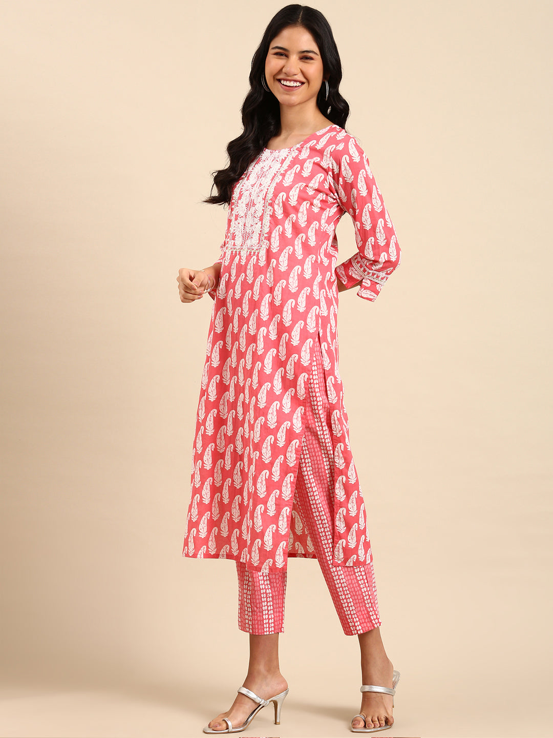 Women Paisley Pink Straight Kurta Set with Dupatta