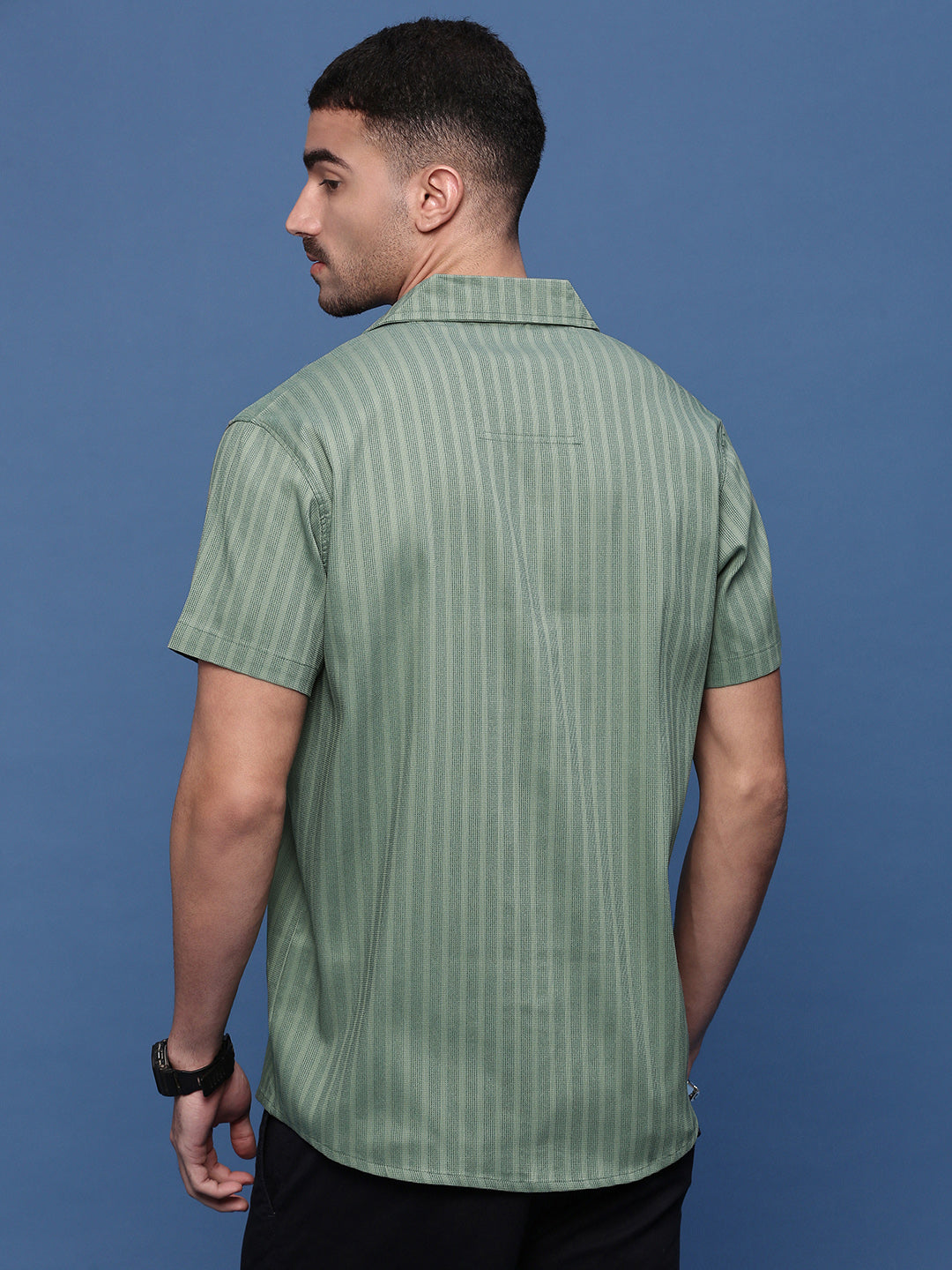 Men Green Solid Cuban Collar Shirt