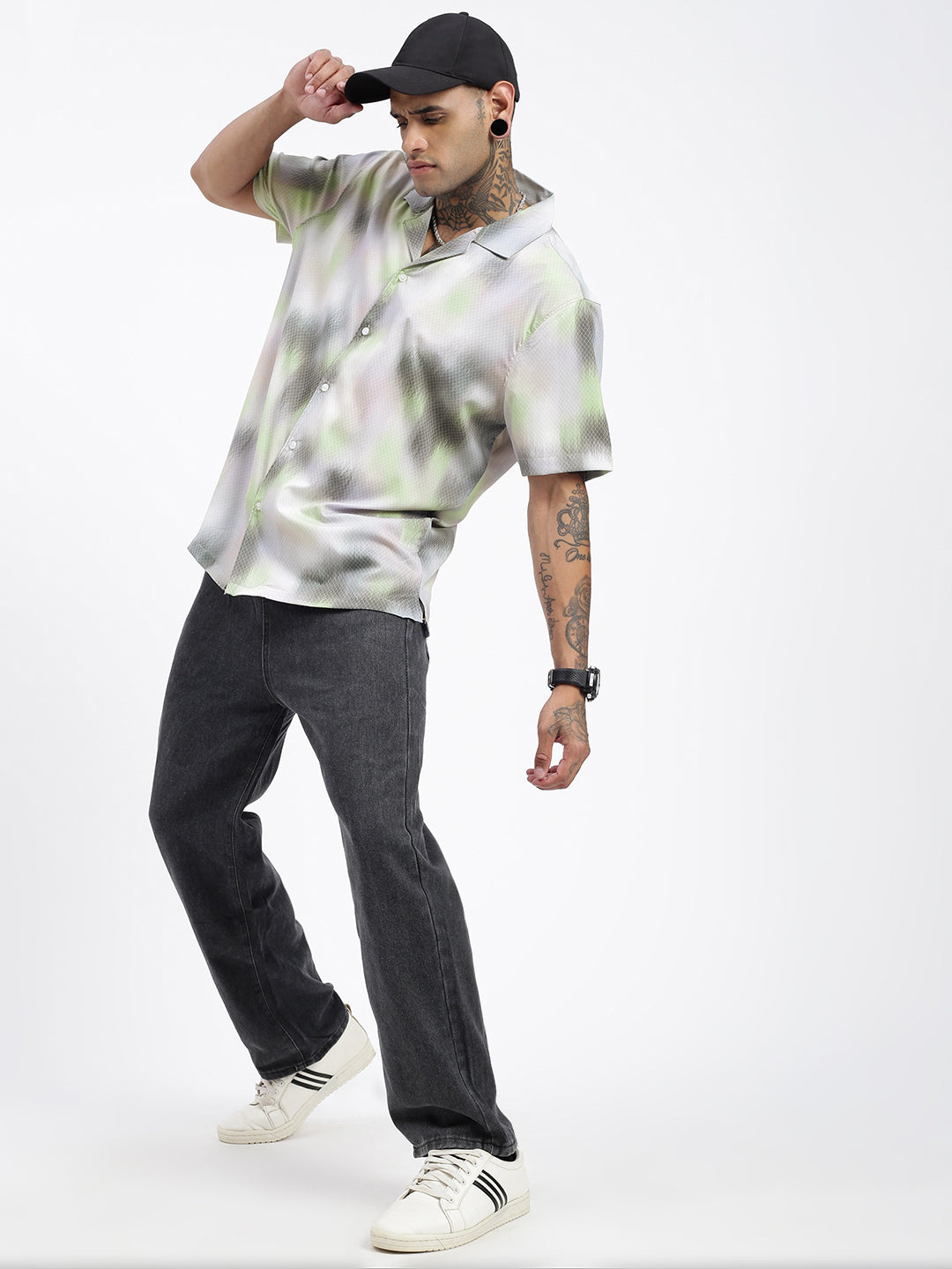 Men Tie and Dye Green Relaxed Fit Shirt