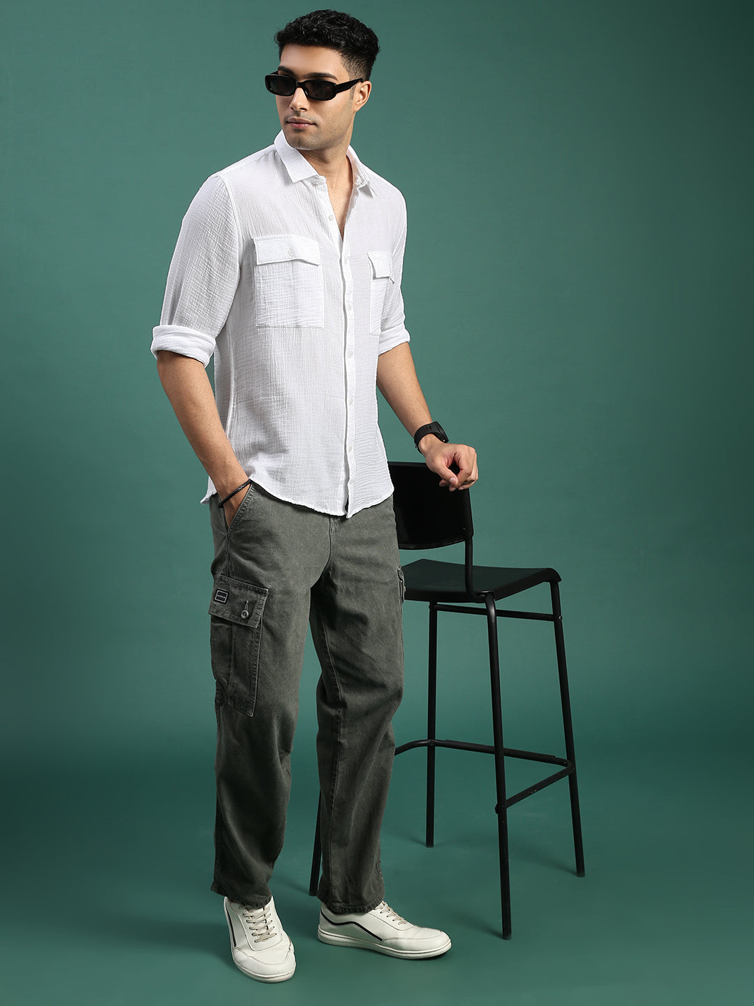 Men Solid White Slim Fit Shirt