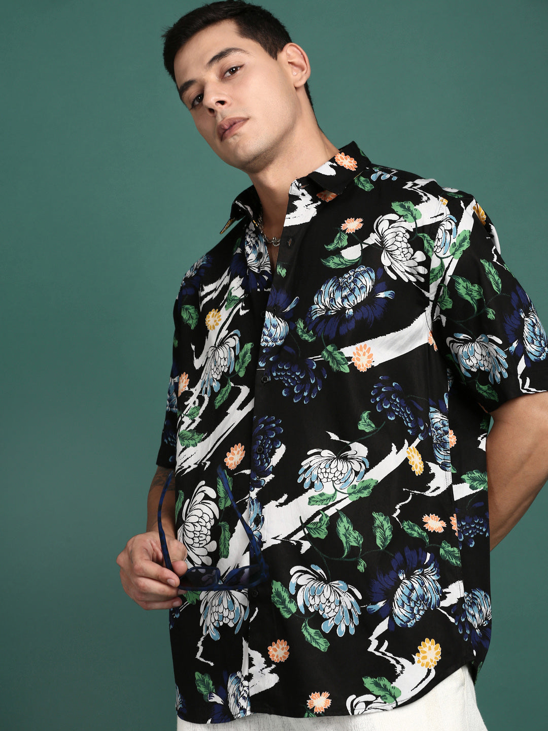 Men Floral Black Slim Fit Shirt