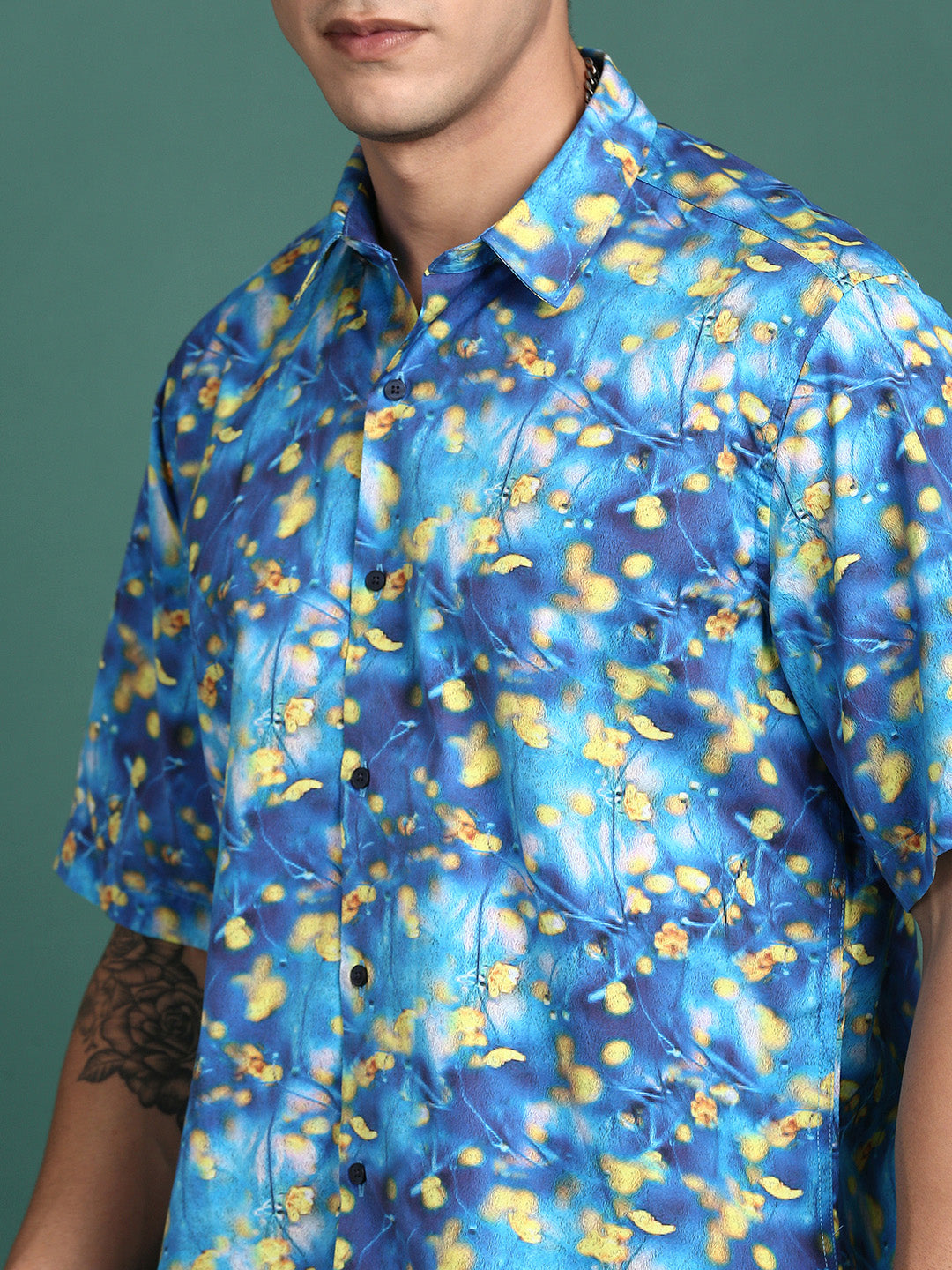 Men Abstract Blue Slim Fit Shirt