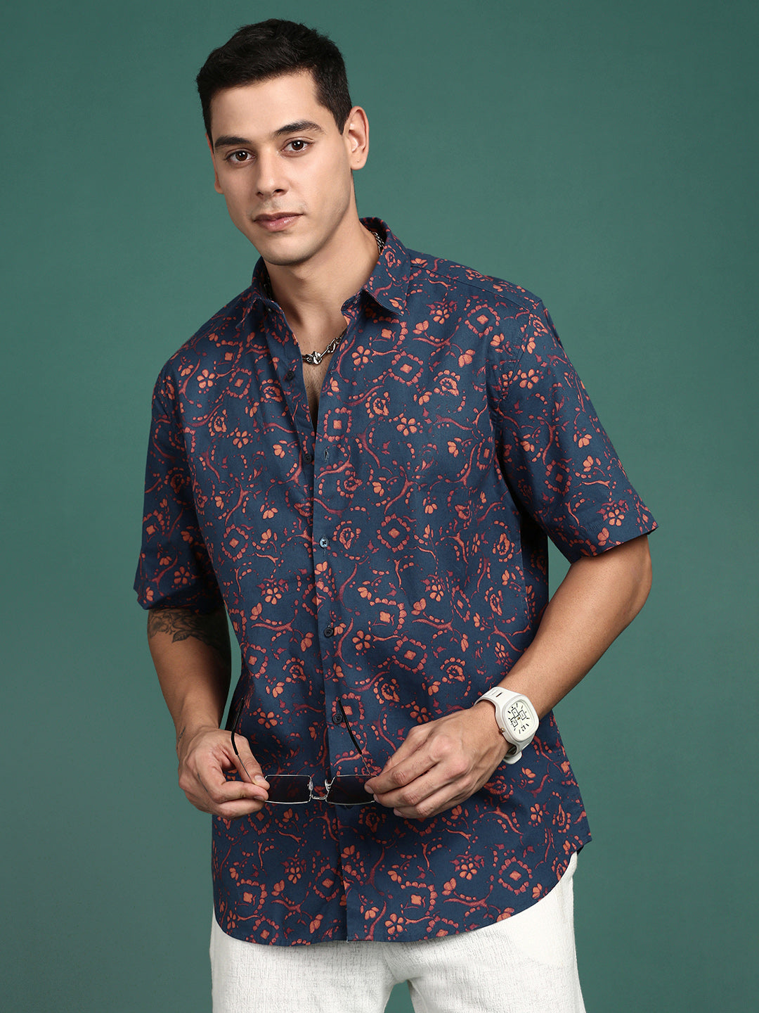 Men Floral Navy Blue Slim Fit Shirt