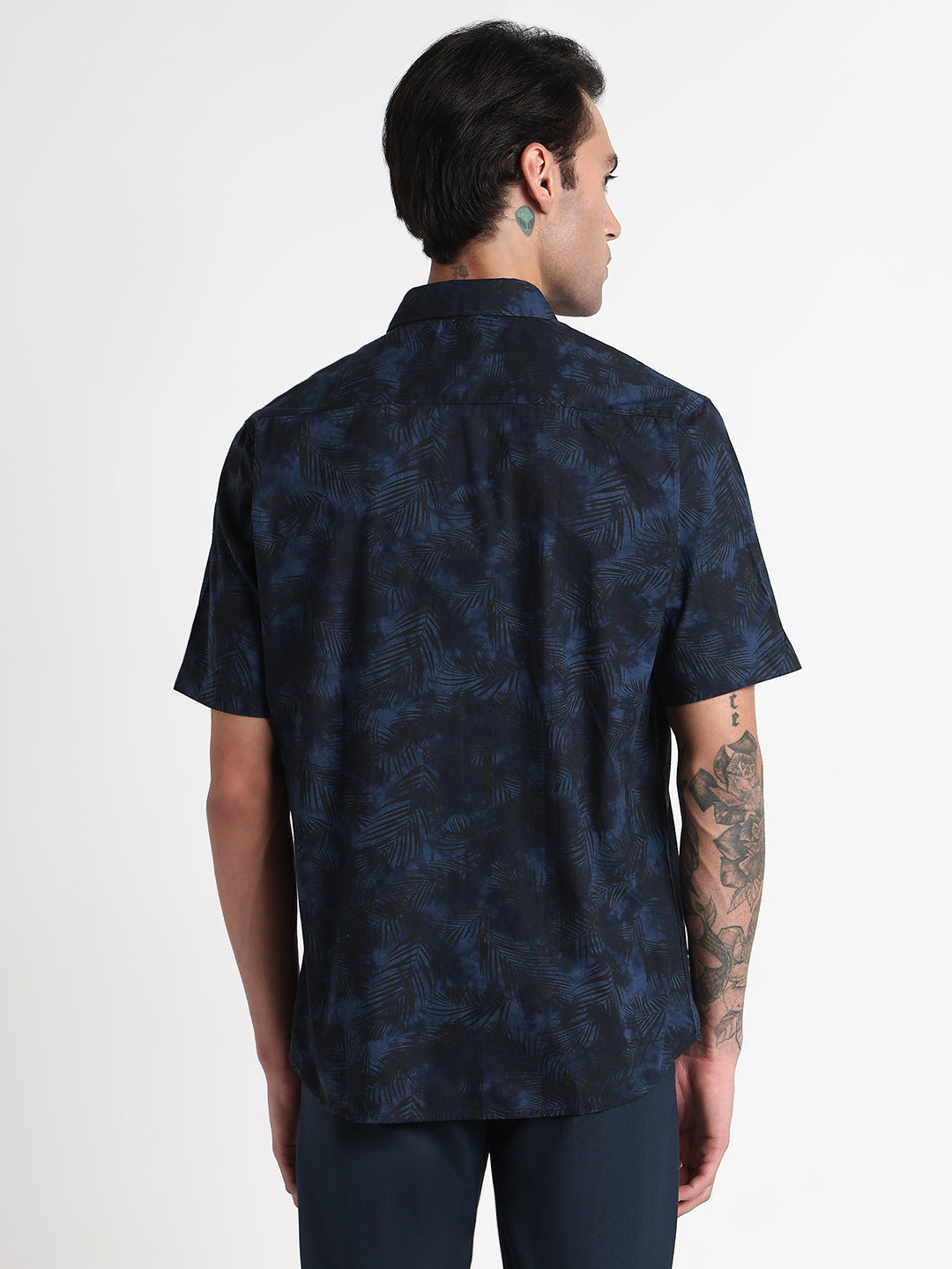 Men's Navy Blue Floral Spread Collar Slim Fit Shirt