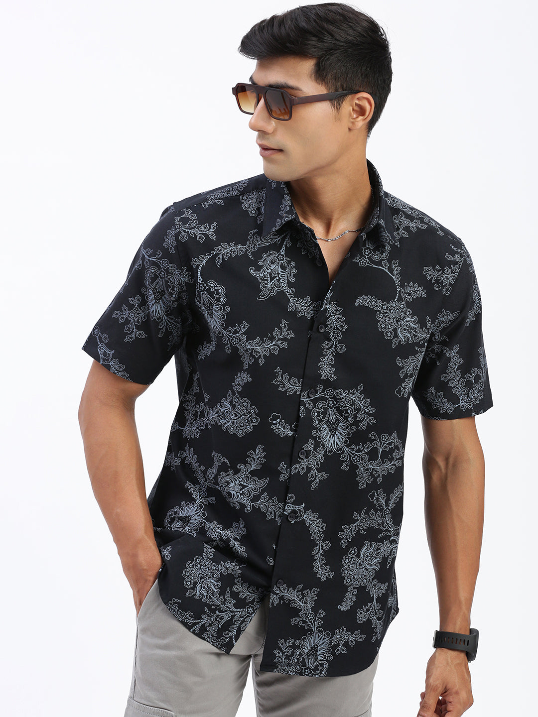 Men Floral Black Slim Fit Shirt