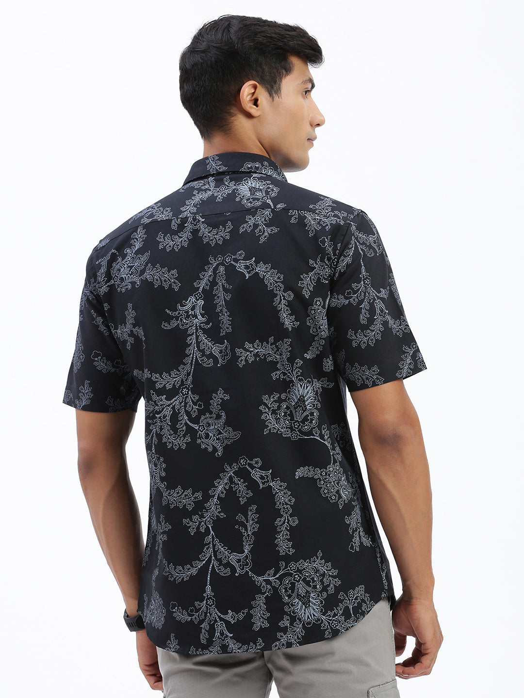 Men Floral Black Slim Fit Shirt