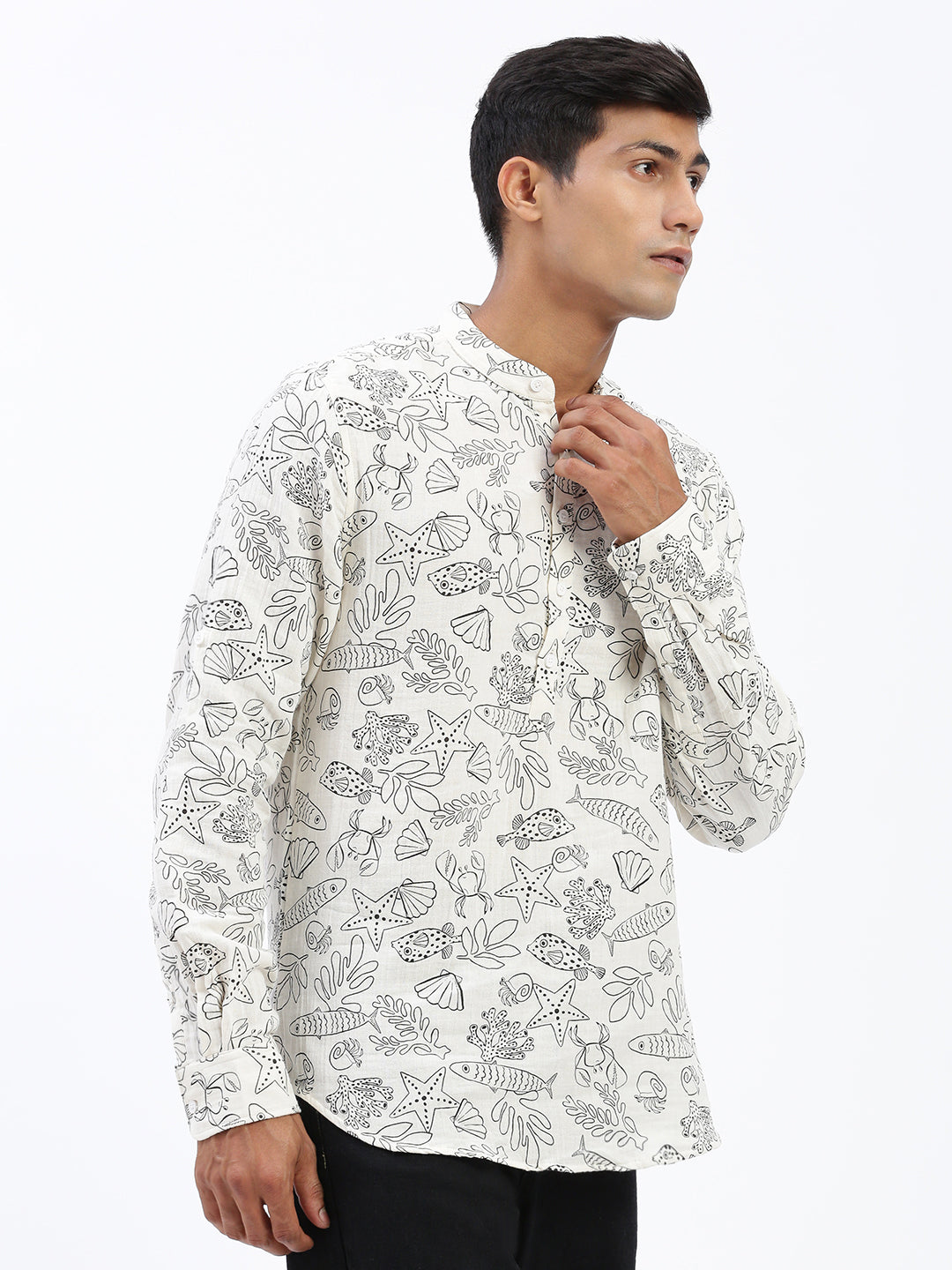 Men Cream Animal Print Kurta