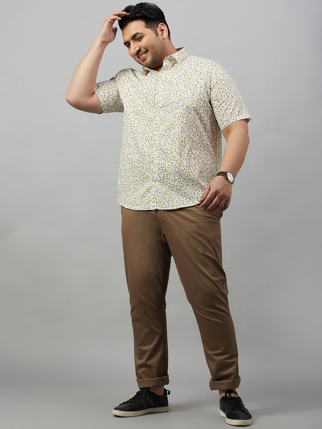 Men's White Premium Spread Collar Floral Printed Cotton Casual Shirt