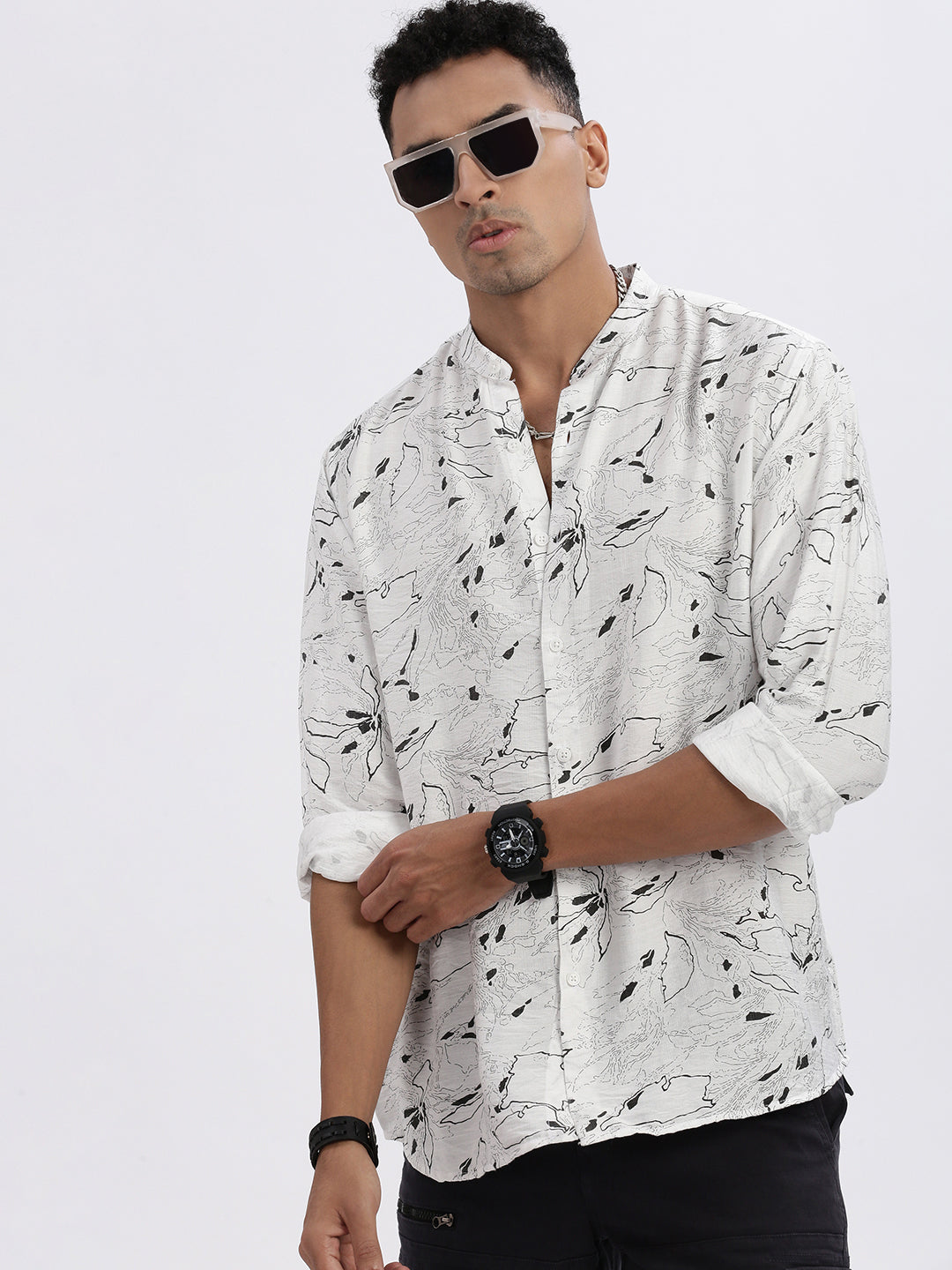 Men White Solid Slim Fit Shirt