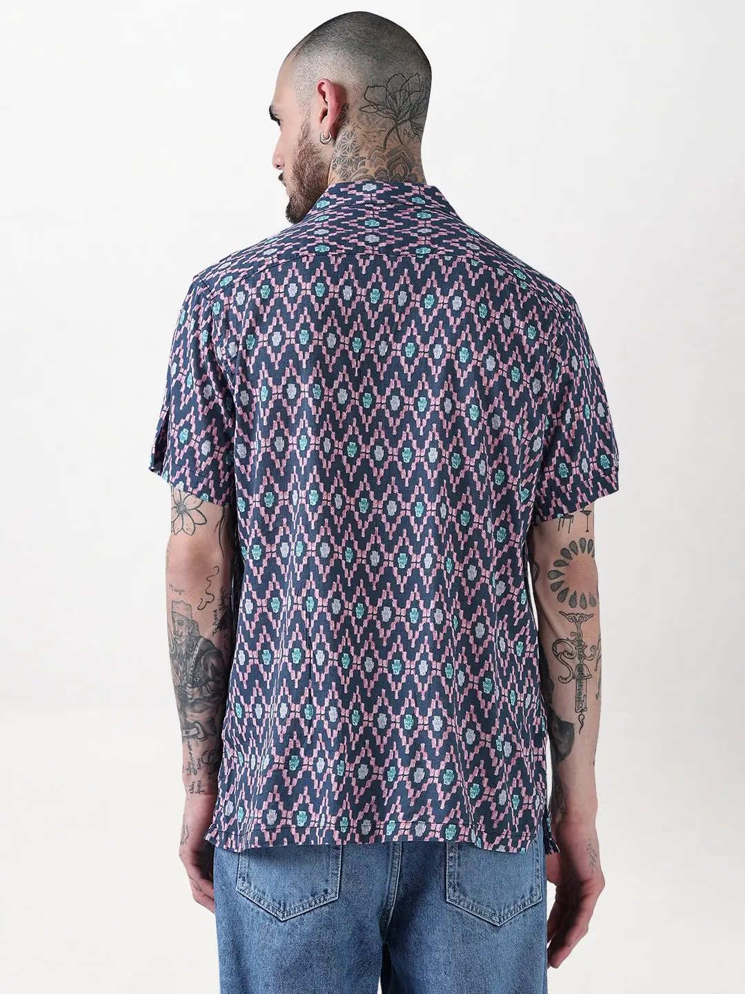 Men's Blue Geometric Cuban Collar Relaxed Fit Shirt - Uncategorized from SHOWOFFFF