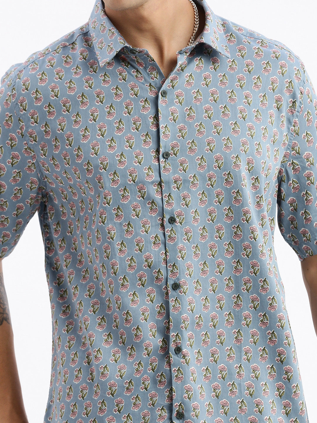 Men Spread Collar Floral Slim Fit Blue Shirt