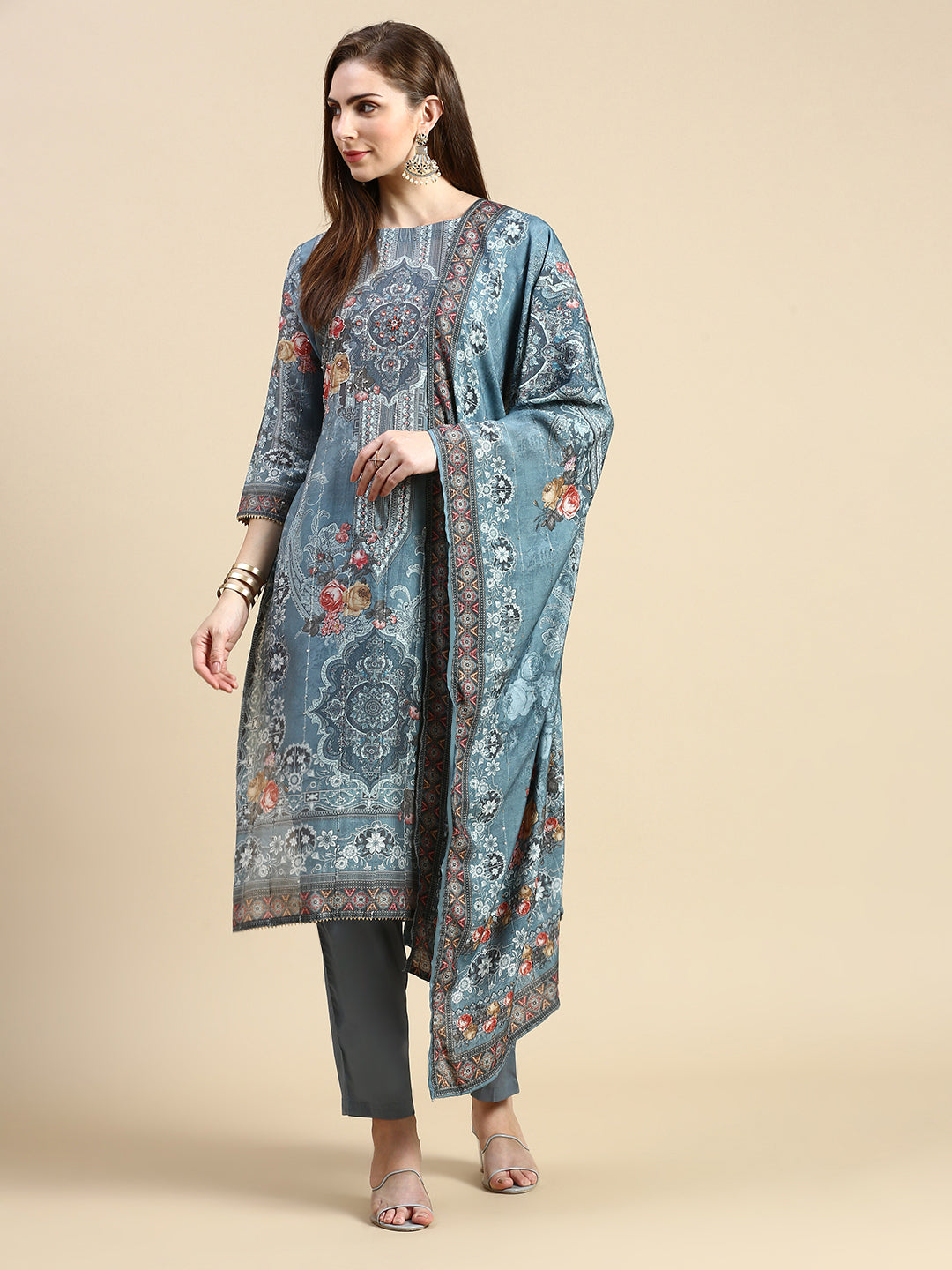 Women Floral Grey Straight Kurta Set with Dupatta