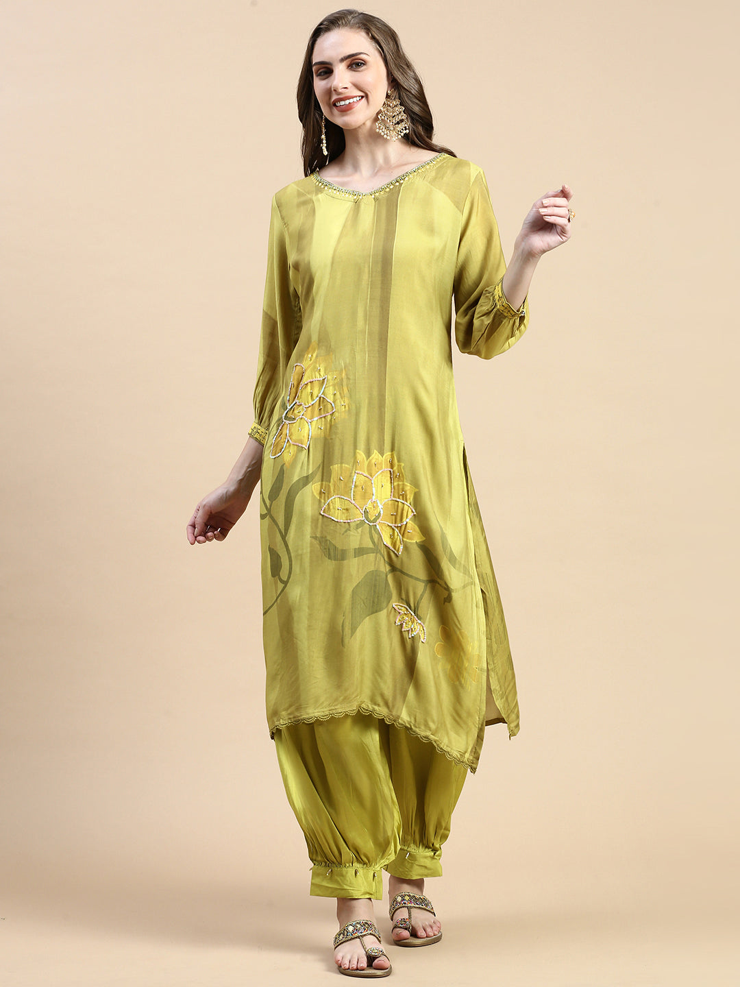 Women Floral Green Straight Kurta Set