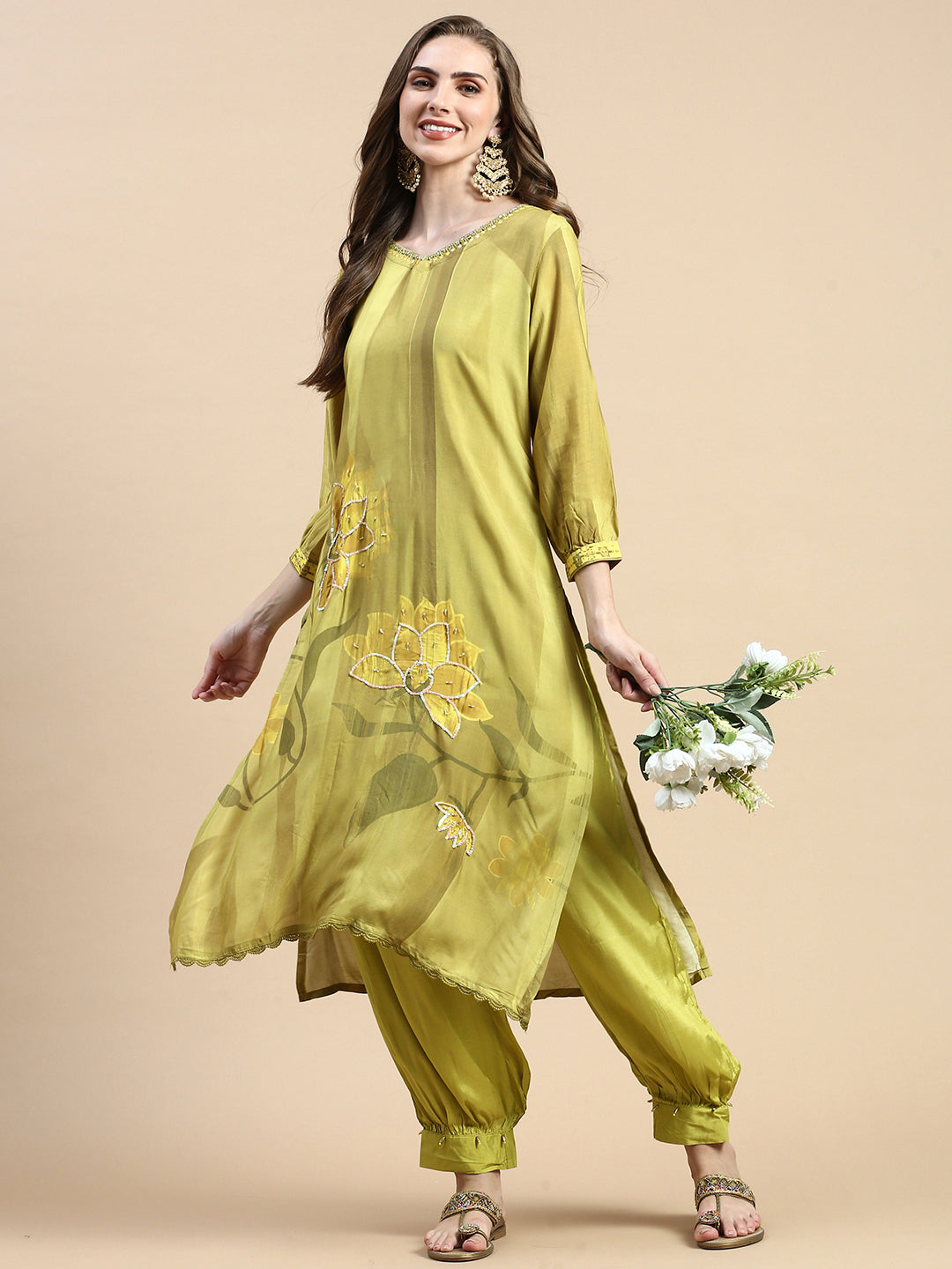 Women Floral Green Straight Kurta Set