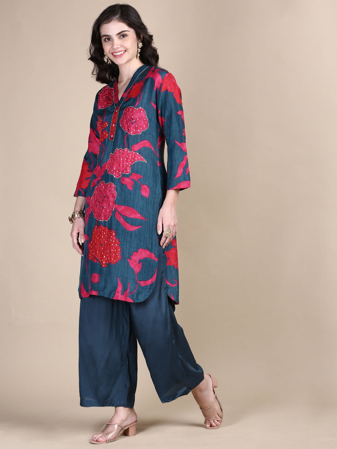 Women Floral Teal Straight Kurta Set