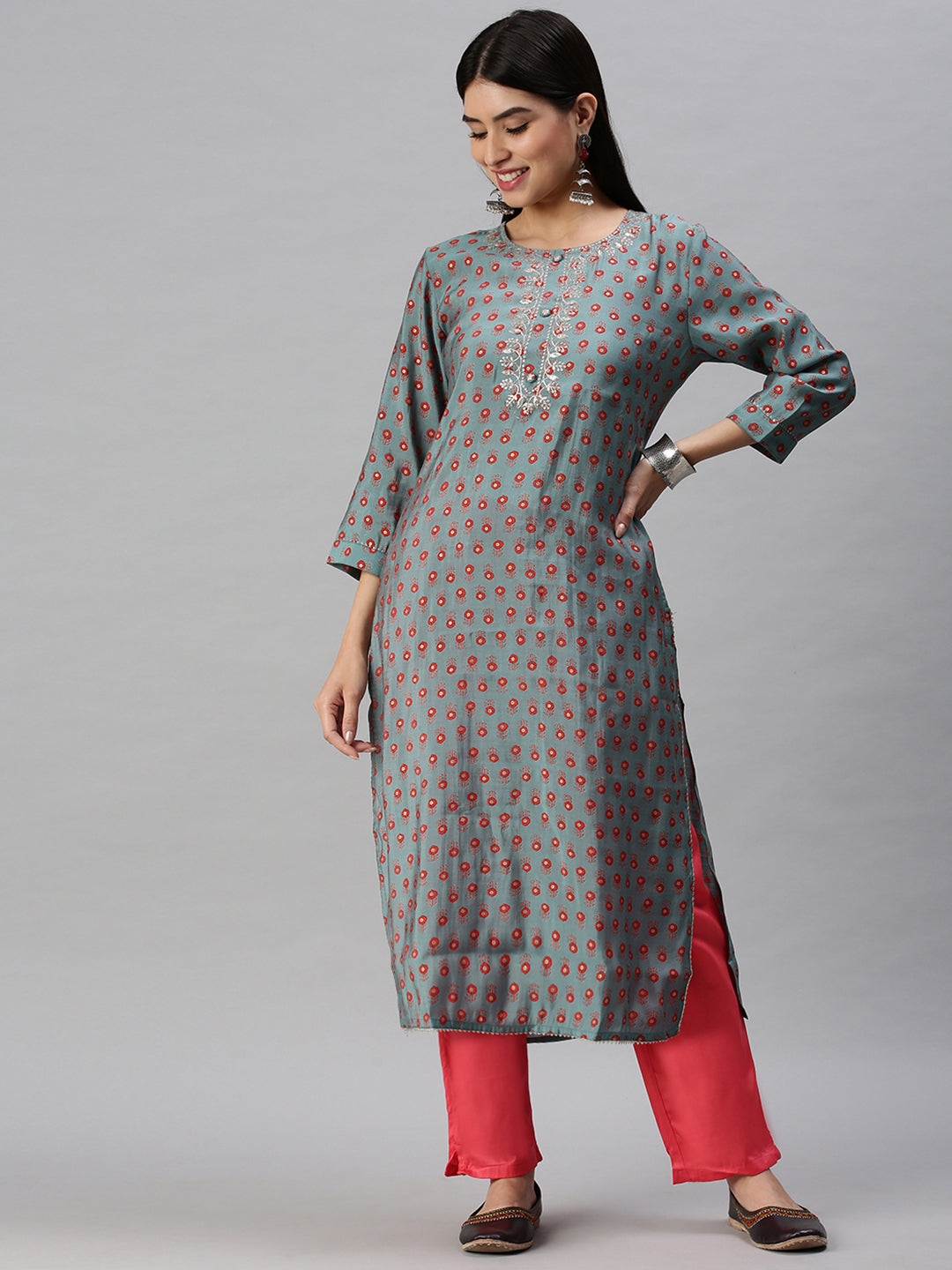 Women Straight Blue Printed Kurta and Trousers