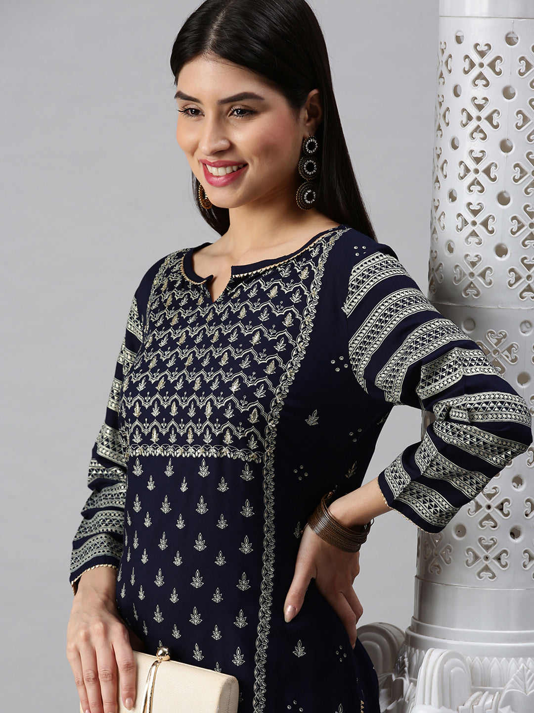 Women Straight Navy Blue Printed Kurta and Trousers