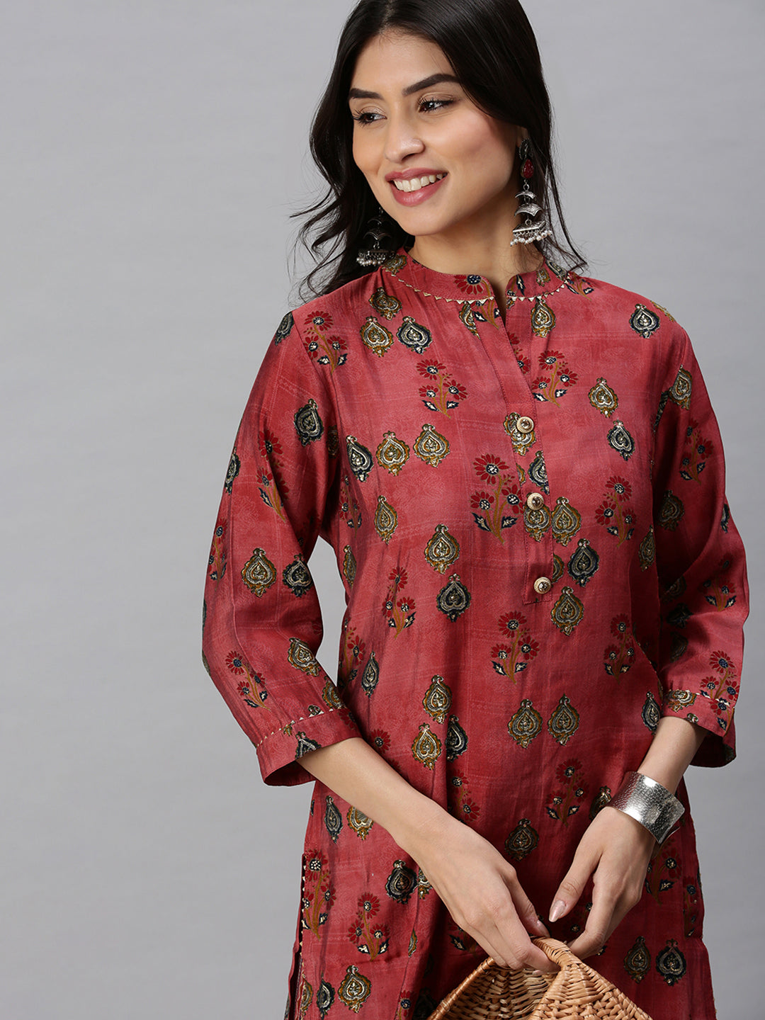 Women Straight Magenta Printed Kurta and Trousers