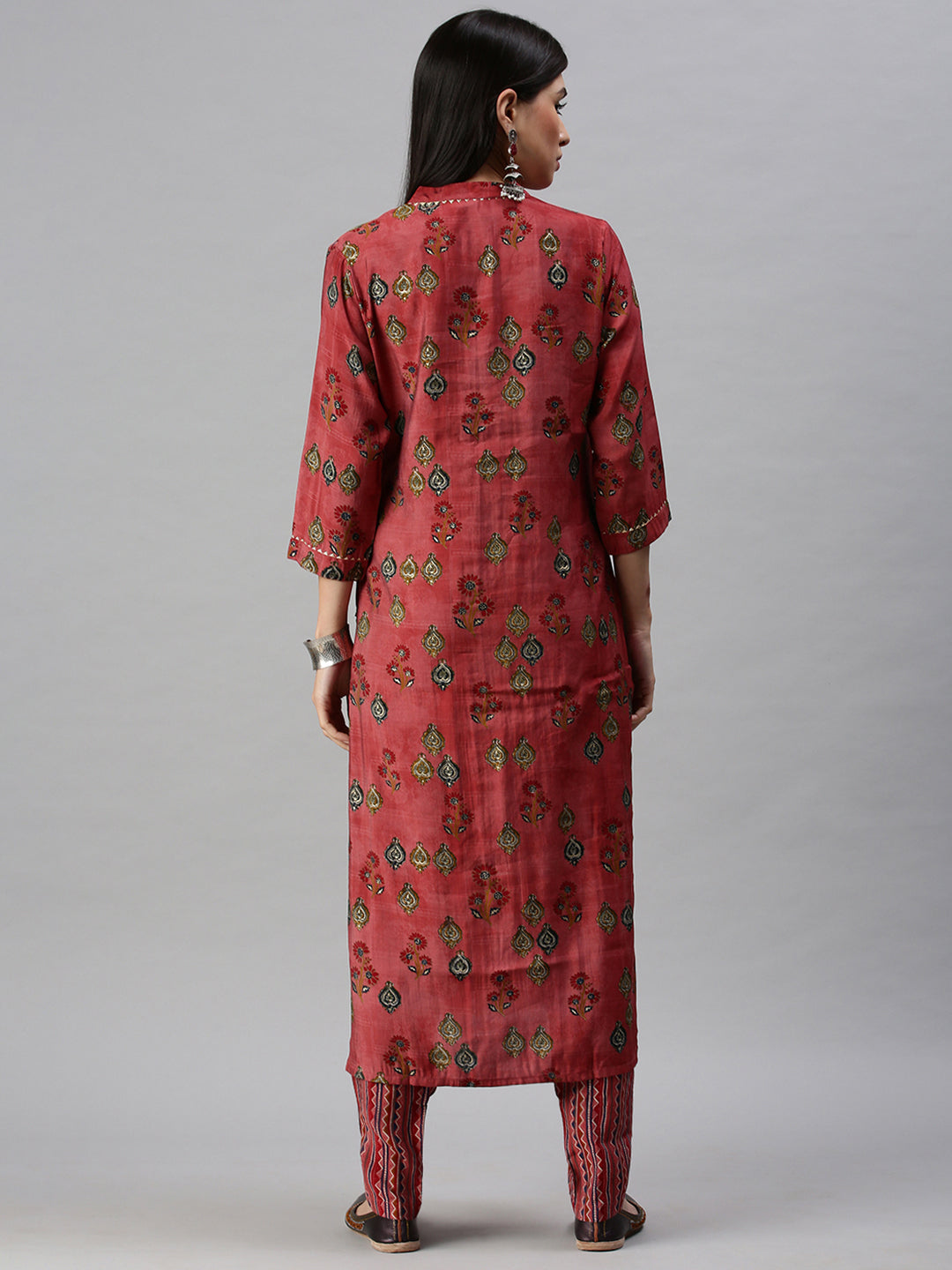 Women Straight Magenta Printed Kurta and Trousers