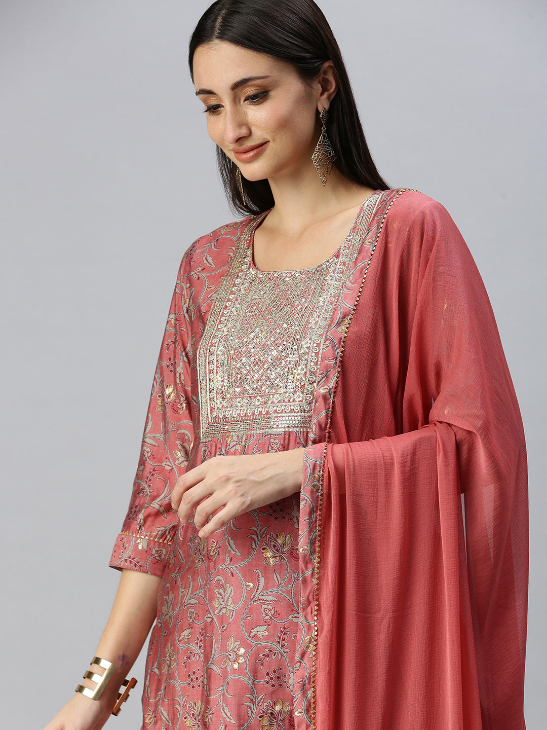 Women Straight Peach Printed Kurta and Trousers Comes with Dupatta