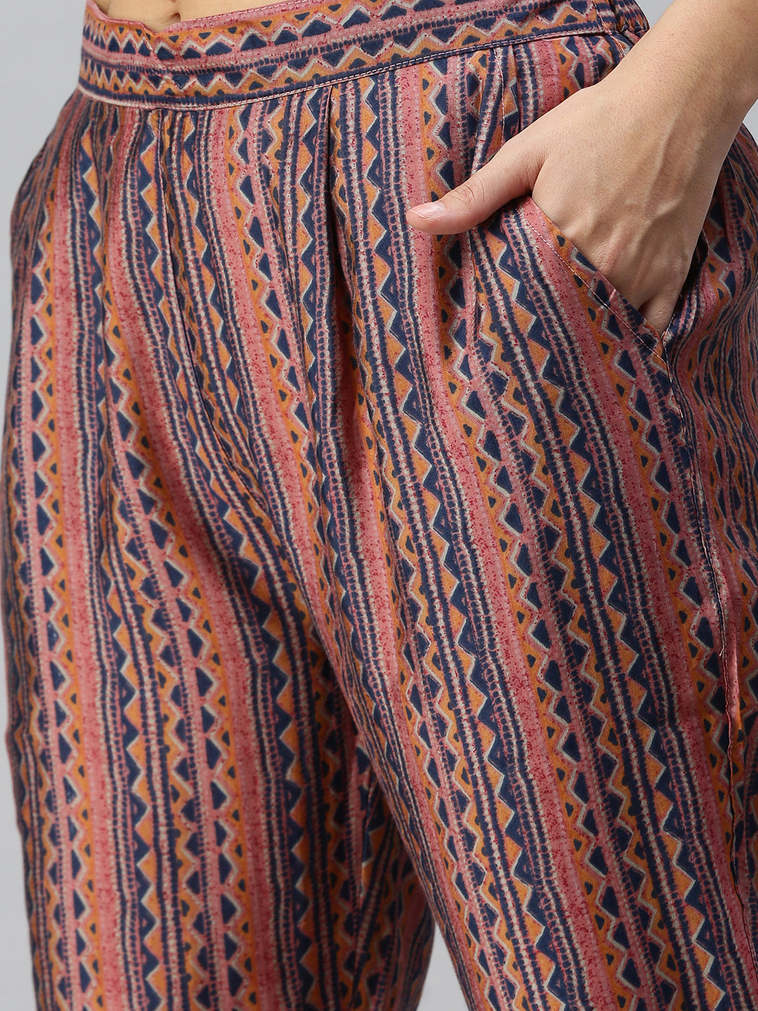 Women Straight Peach Printed Kurta and Trousers Comes with Dupatta