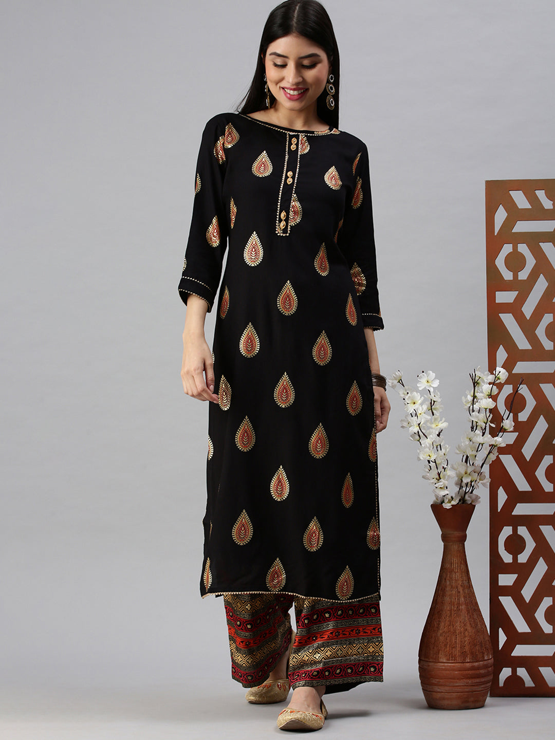 Women Straight Black Printed Kurta and Palazzos