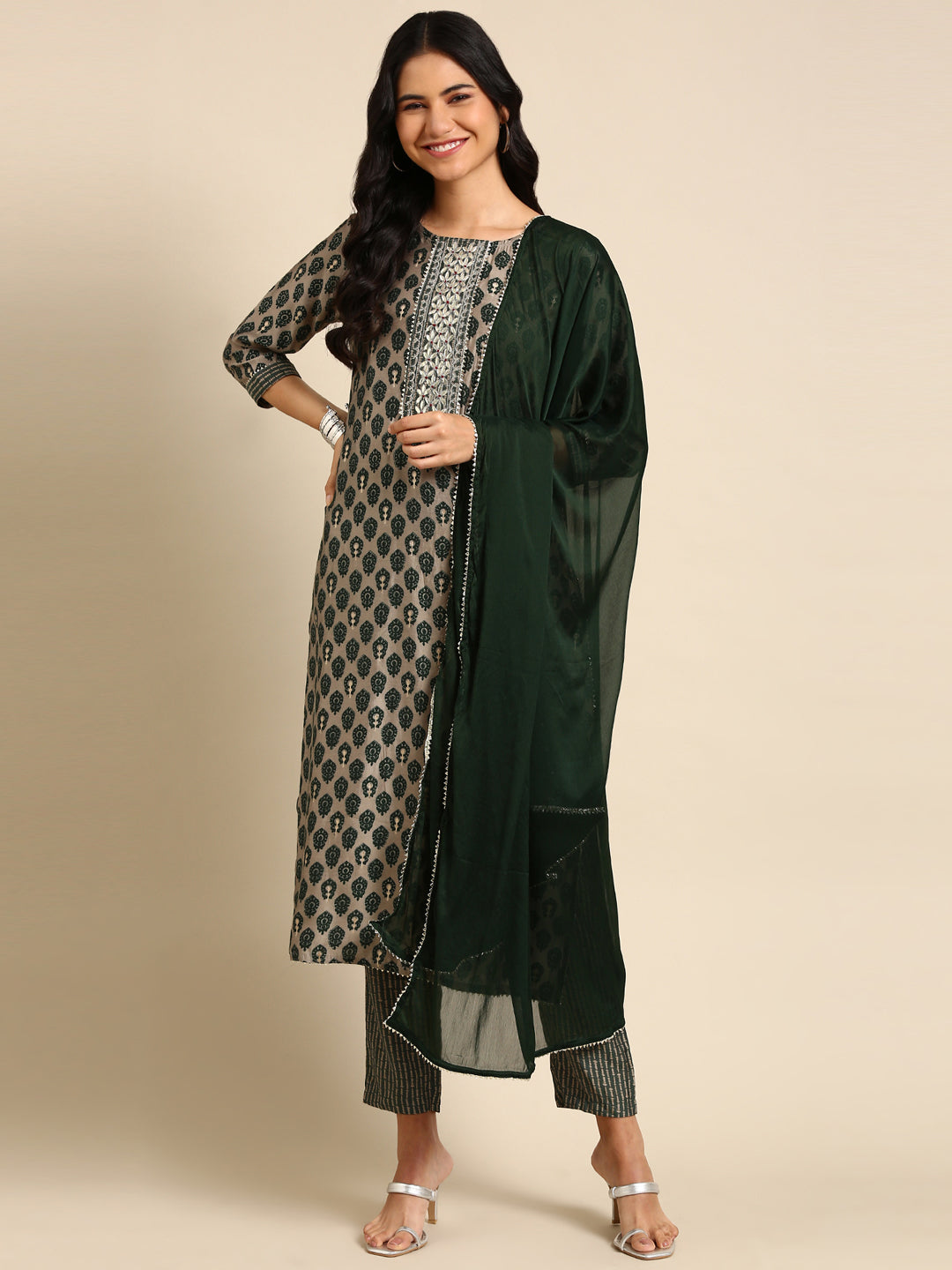 Women Graphic Grey Straight Kurta Set with Dupatta