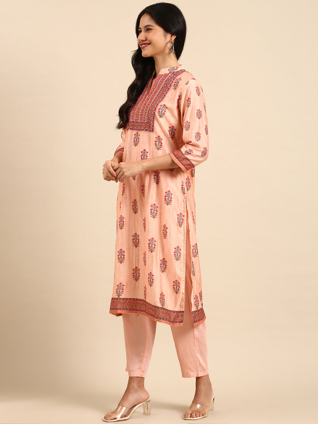 Women Floral Peach Straight Kurta Set with Dupatta