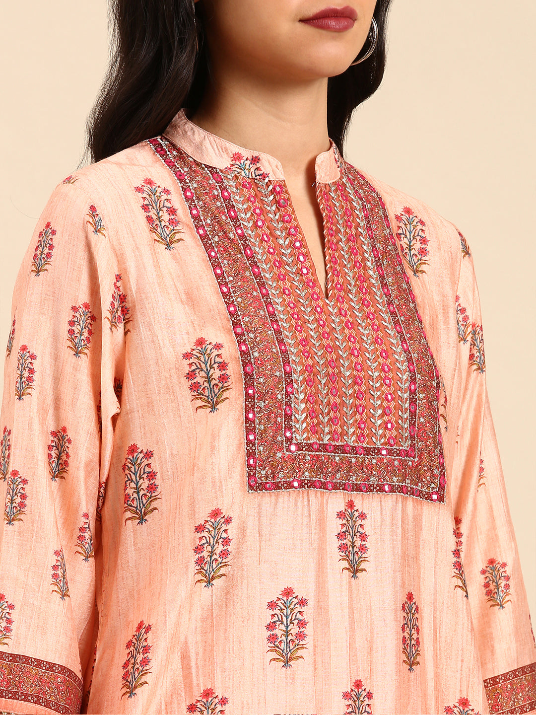 Women Floral Peach Straight Kurta Set with Dupatta