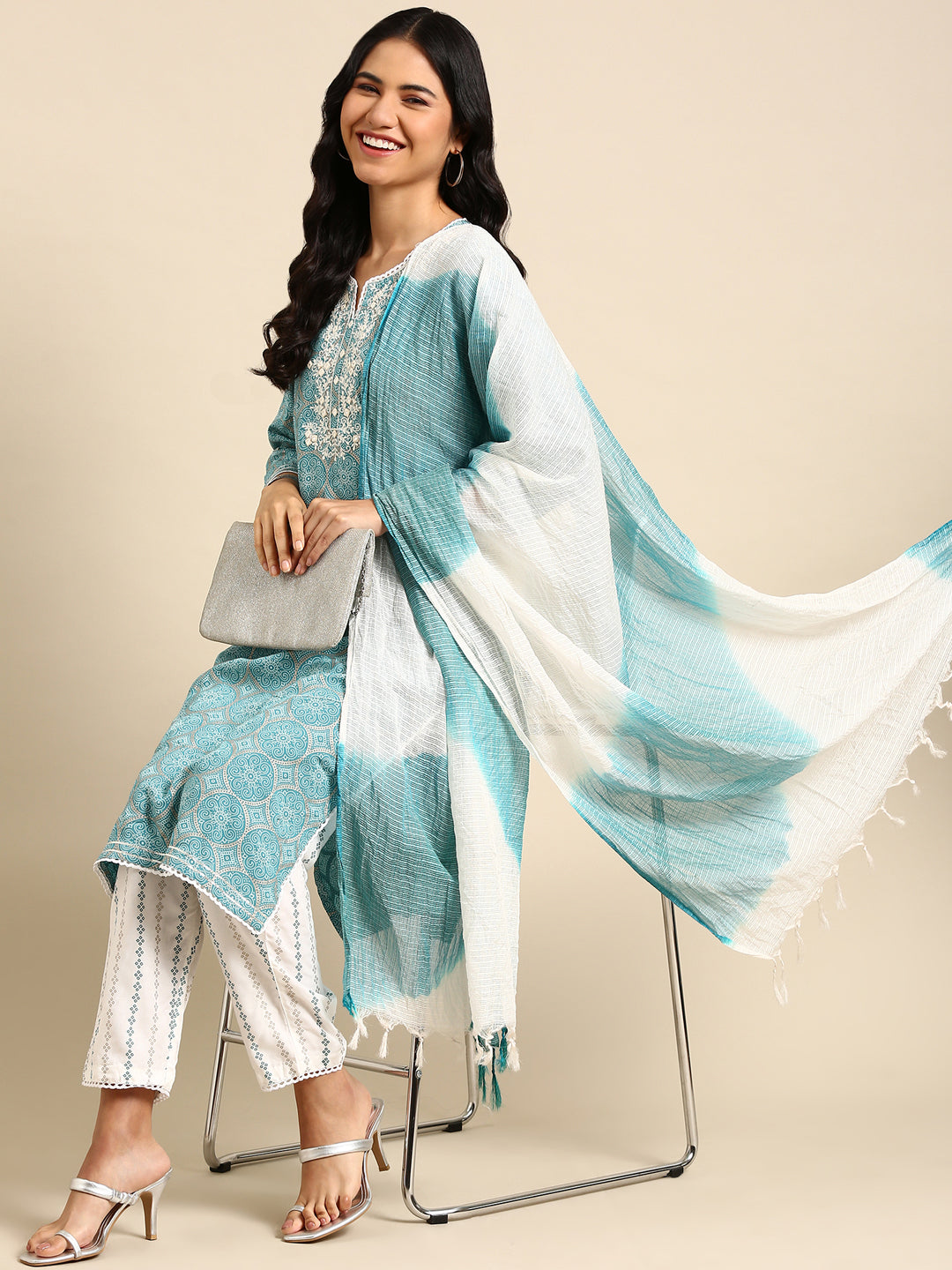 Women Graphic Blue Straight Kurta Set with Dupatta