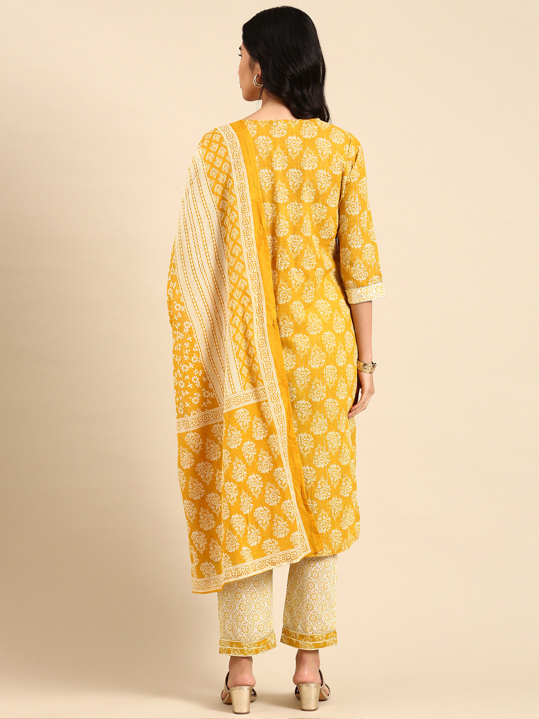 Women Graphic Yellow Straight Kurta Set with Dupatta